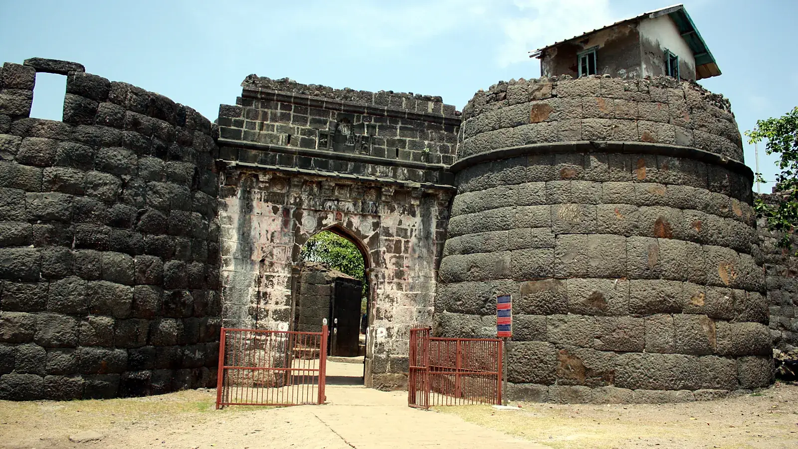 The walls and bastions of Kolaba Fort, the headquarters of the Maratha admiral Kanhoji Angre