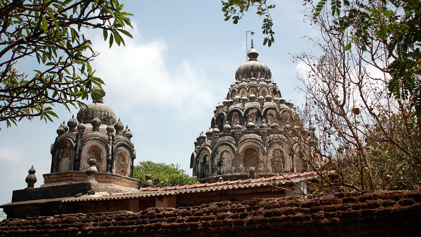 Kolaba Fort surrounded by the sea at high tide, when it becomes an island off Alibaug beach