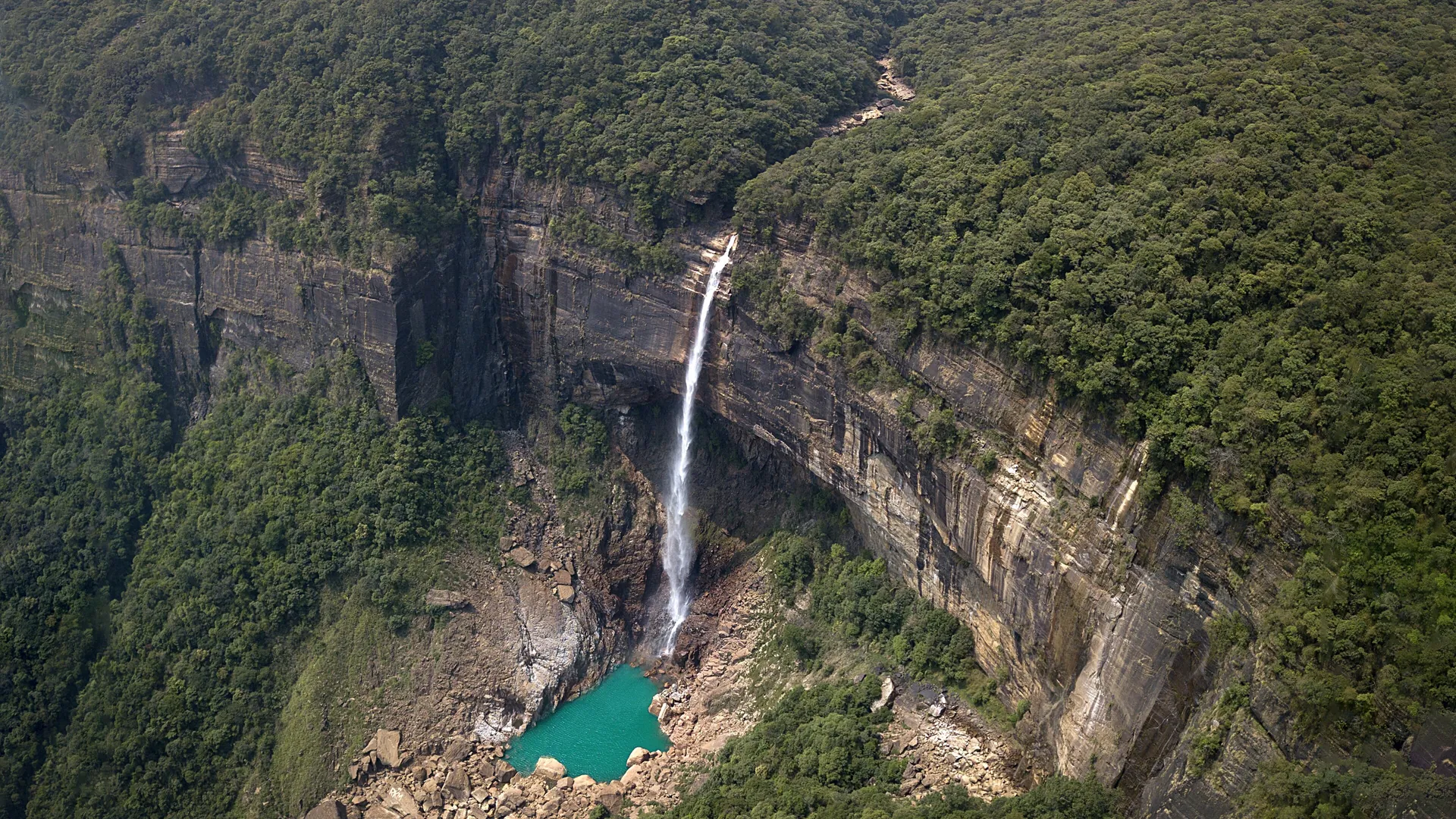Meghalaya Trip Itinerary: 6 Days of Shillong, Cherrapunji Waterfalls, Living Root Bridges and Dawki