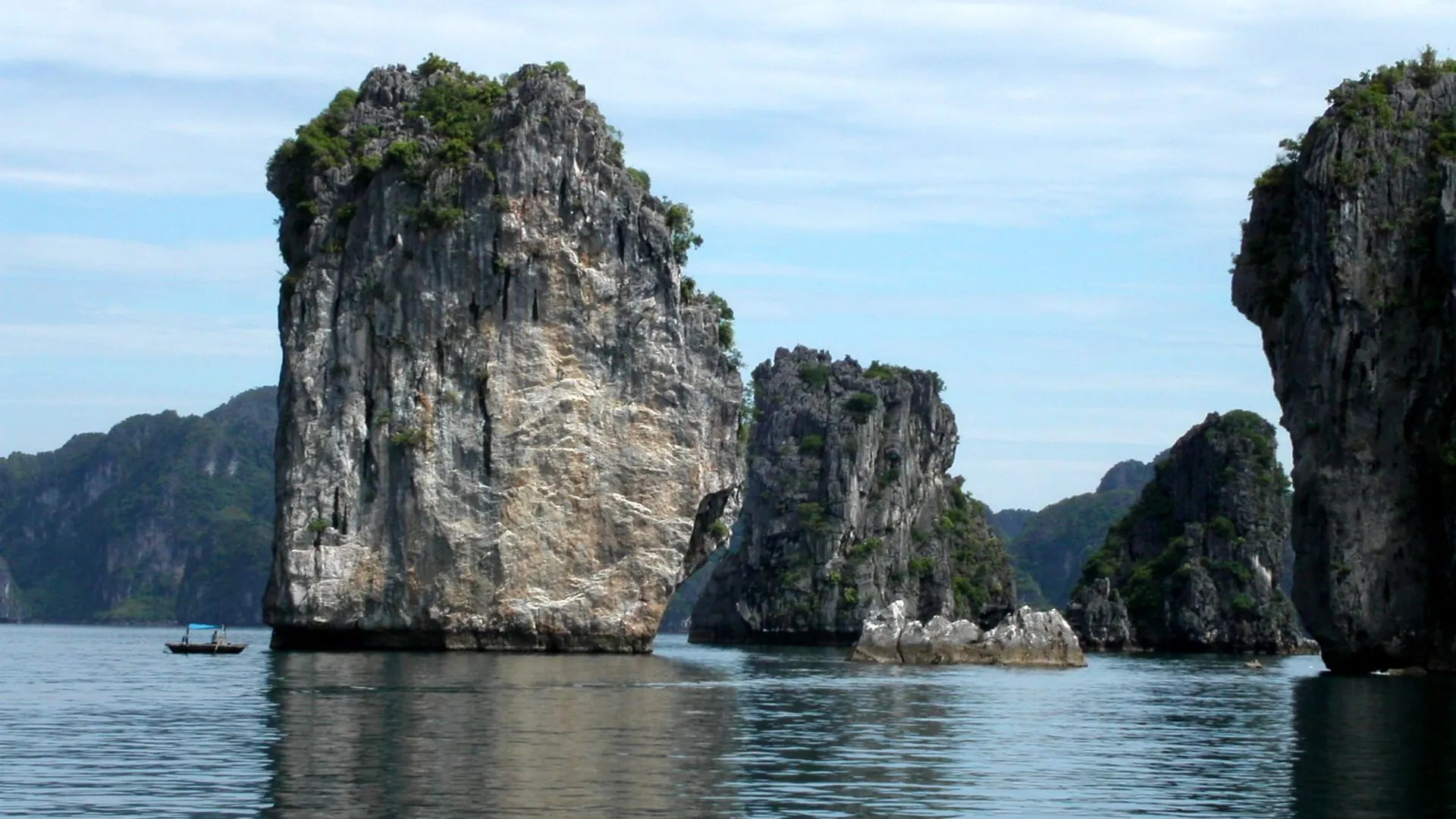 12 International Trips Under 1 Lakh from India: Real Budgets for Vietnam, Bali, Thailand, Georgia and More